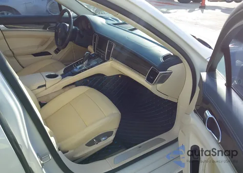 2011 Porsche Panamera 4 из США, поврежденный, VIN WP0AA2A72BL012256